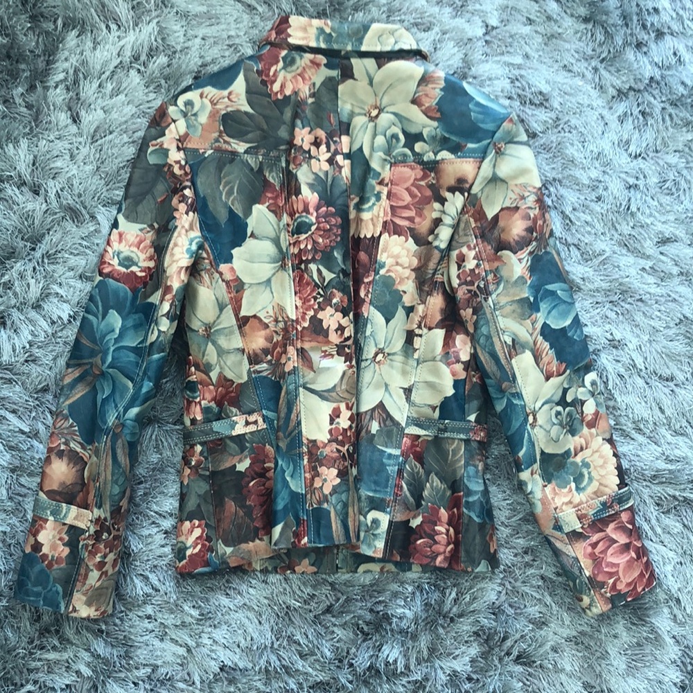 ๐งก๐ฏ Authentic Leather Jacket - Picture 6 of 8